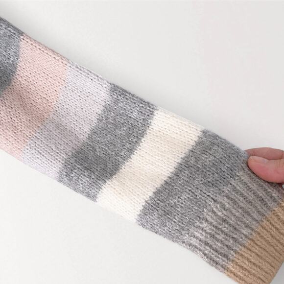 Gap Alpaca Wool Blend Crew Neck Sweater Size S Striped Cream Gray Beige Tan Pink - Picture 5 of 8